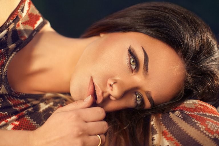 MAKE UP NA POSLU