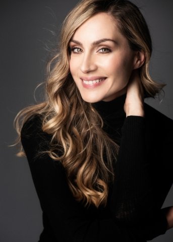EKSKLUZIVNO – FASHION SELECTION: JELENA GAVRILOVIĆ NA REVIJI SUZANE PERIĆ