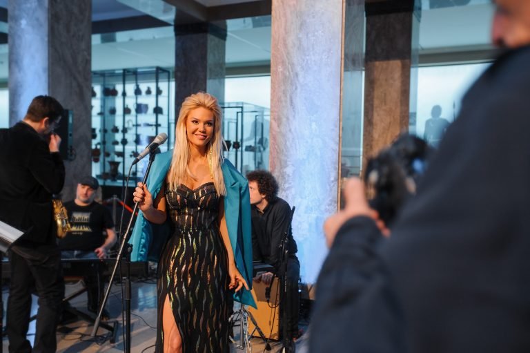 Lena Kovačević održala veoma poseban koncert u Narodnom muzeju u Beogradu