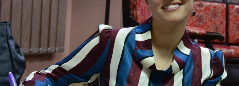 Intervju: “Prišij mi dugme na rane” – Aleksandra Vujčić, pesnikinja