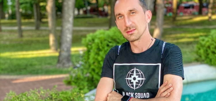 Intervju:”Utišajte svoje misli, kako bi čuli, osetili i videli znakove koji se nalaze na vašem putu” – Bojan Kljajić
