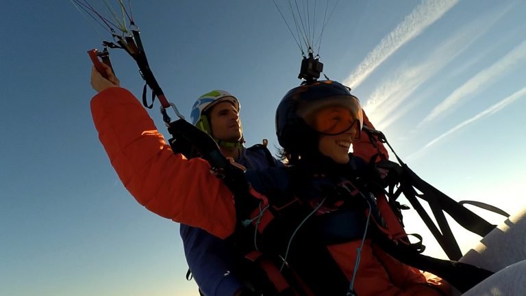 Stvarno poseban poklon – Tandem let paraglajderom