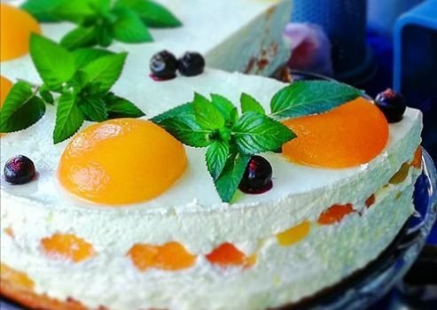 Prava letnja poslastica: Vegan mousse torta sa kajsijama