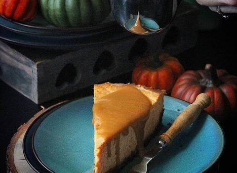 Savršen slatkiš: Cheesecake sa bundevom i karamel prelivom