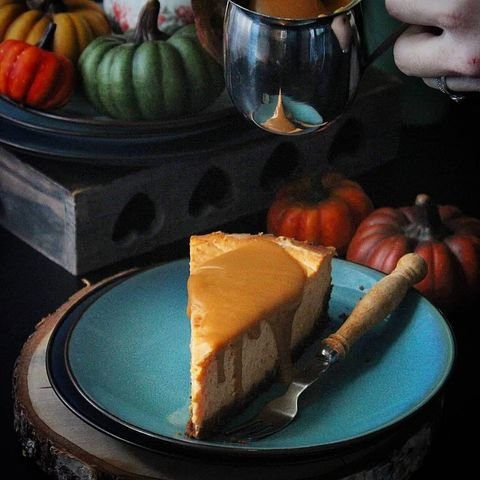 Savršen slatkiš: Cheesecake sa bundevom i karamel prelivom