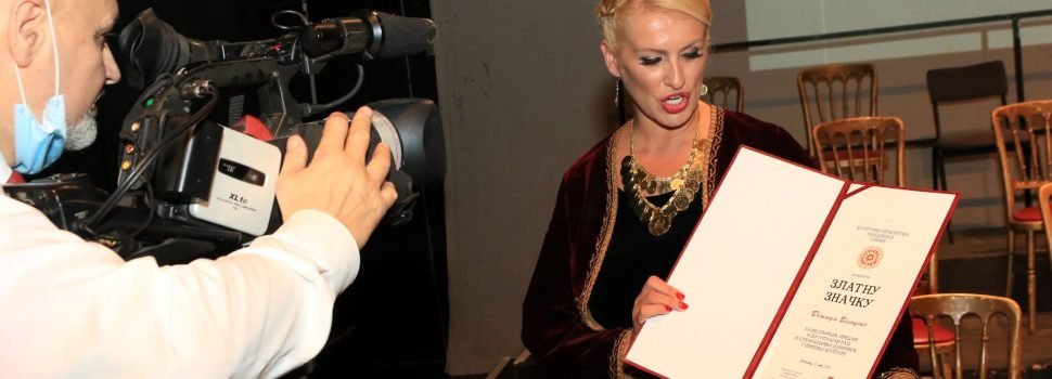 NJENE REČI RASPLAKALE SU PUBLIKU U NARODNOM POZORIŠTU!