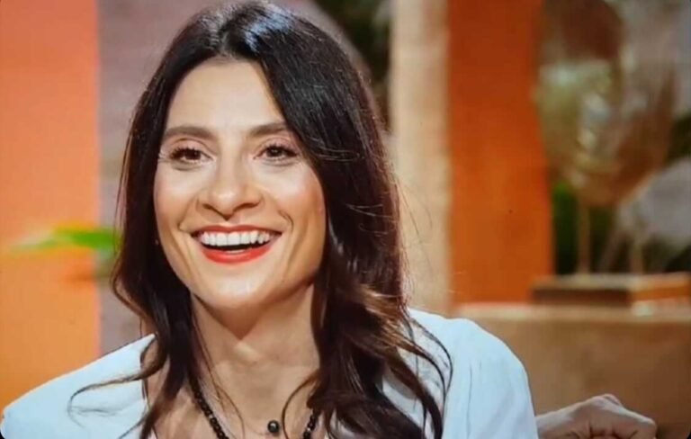 Intervju: „Moramo osmehom i dobrotom da ulepšamo ovaj svet“ – Anastasia Anja Mandić