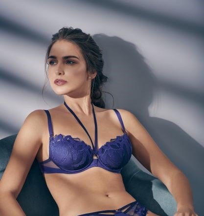 Lisca Sapphire linija sinonim za zavodljivost