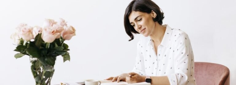 Kako zavoleti sebe: Ljubav prema sebi kao osnova srećnog života