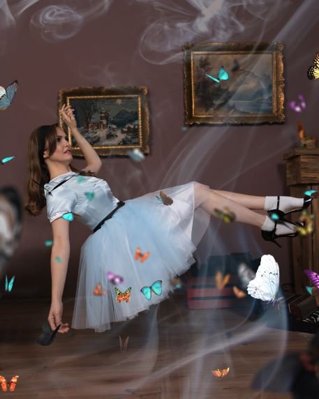 Modni studio Alexia kao Alisa u zemlji čuda