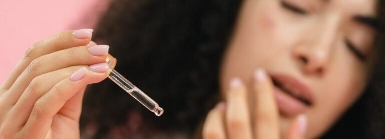 Kako do mlađe i elastičnije kože: Zbog čega je bitno odabrati serum za lice