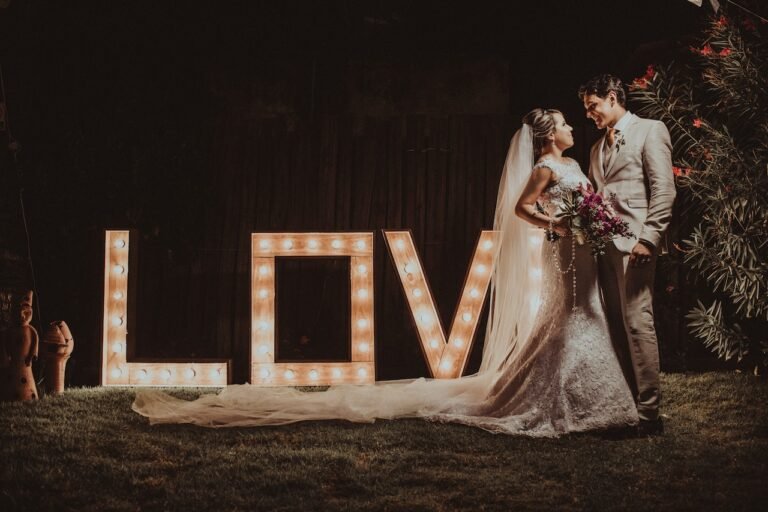 Budi mi jedro, a ne sidro