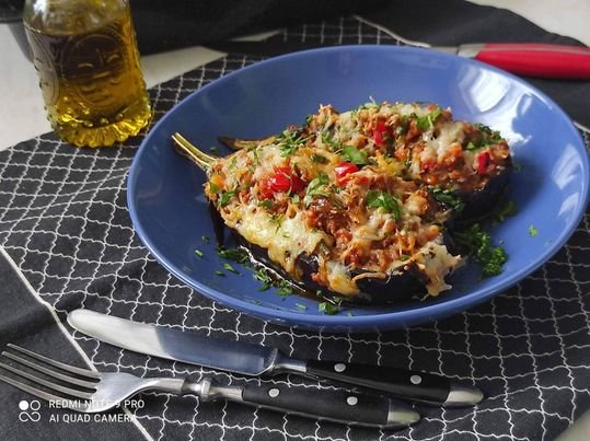 Spremamo za vas: Gratinirani, punjeni patlidžan  sa ukusom bolonjez sosa