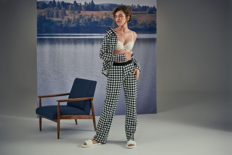 1.Upoznajte Lisca Maxine liniju & rublje u vintage stilu