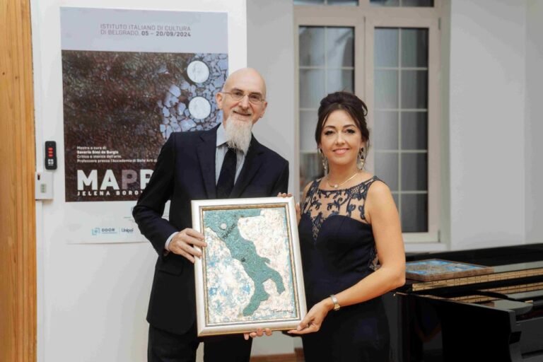 Održano svečano otvaranje izložbe „Mape“ umetnice Jelene Borovčanin u Beogradu