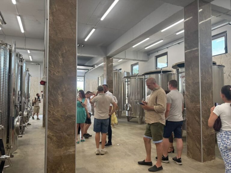 Vinarija Familia: Porodica Sarić započela je svoju vinsku priču
